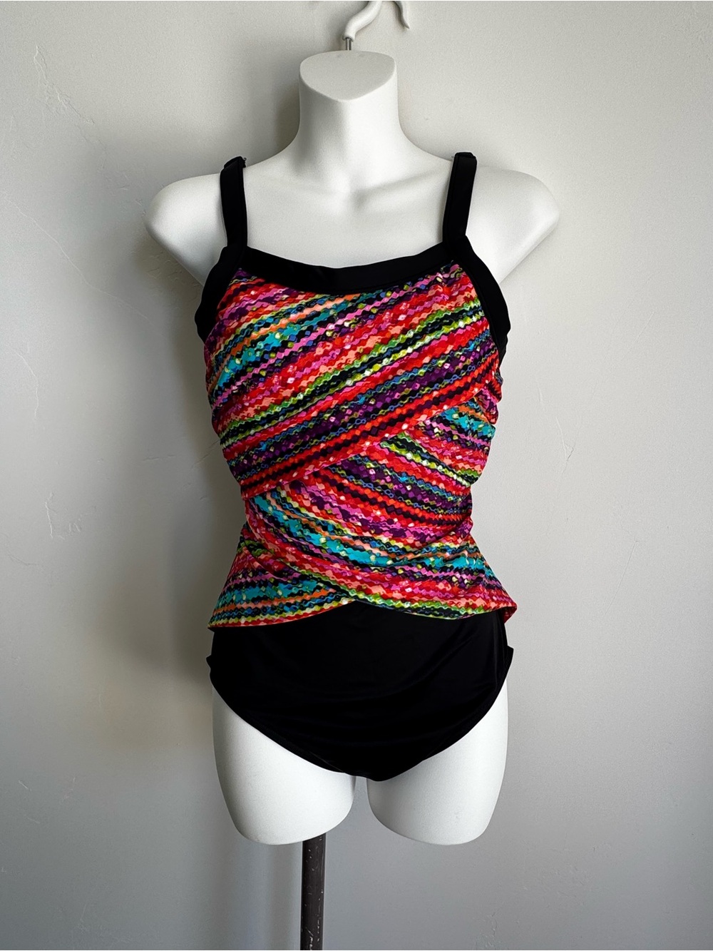 Miraclesuit Black Underwire Tankini Top